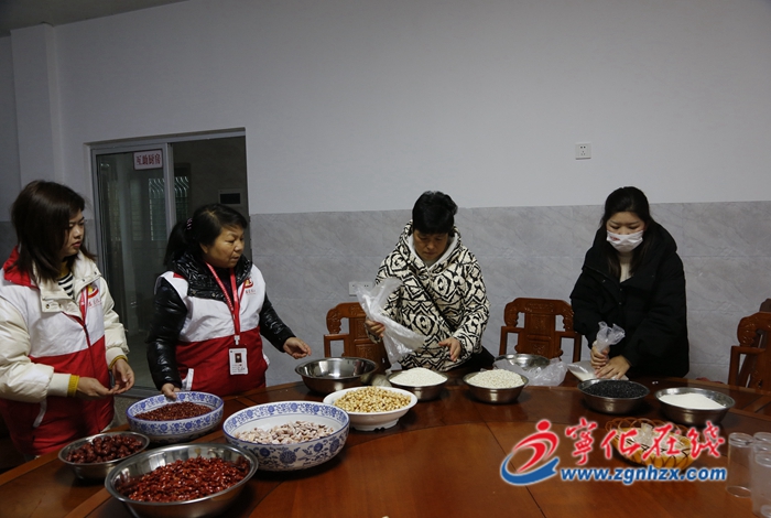 宁化：情聚腊八节，善举暖人心