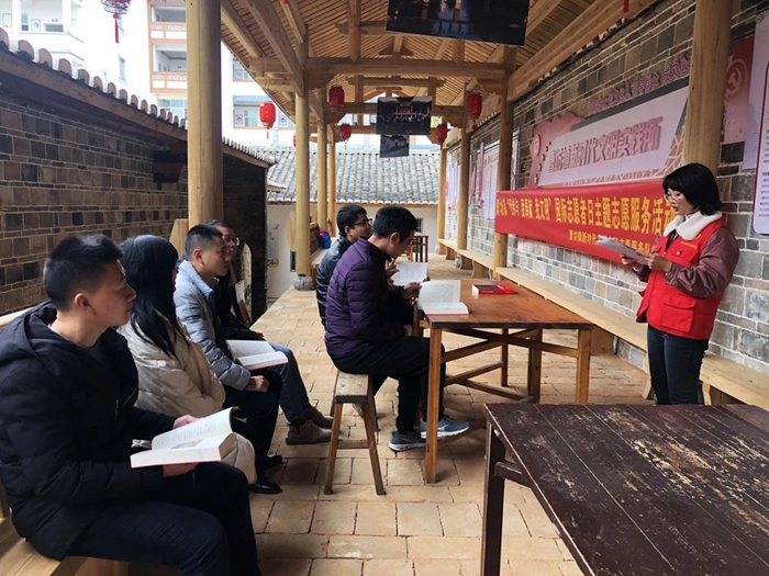 【风展红旗如画】“红色故事会”让宣讲更贴近群众
