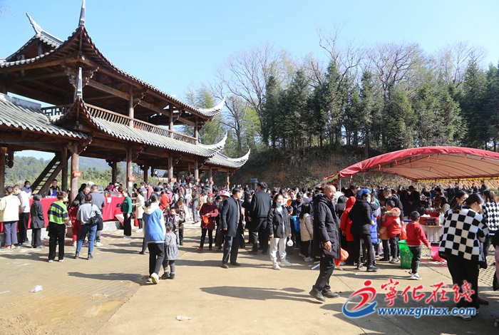 宁化湖村镇：举办蛟湖黄慎文化电商旅游节