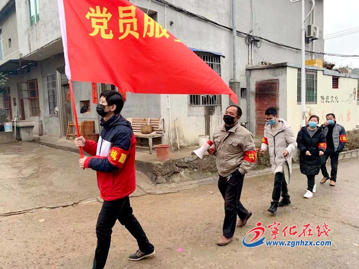 宁化永建村第一书记陈何杰忙碌的一天