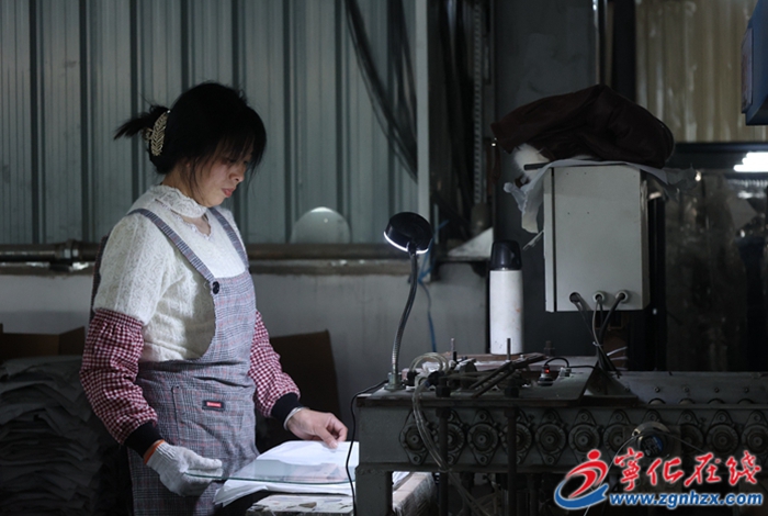 宁化：小盾玻璃制品有限公司开足马力忙生产