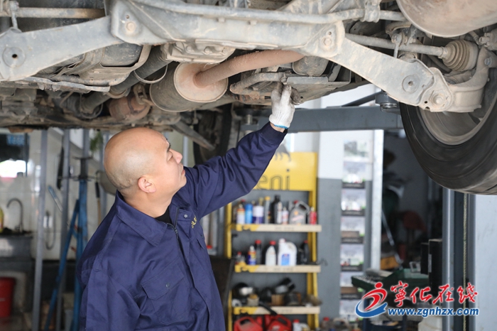 范忠敏：为汽车“切脉”的“三明工匠”