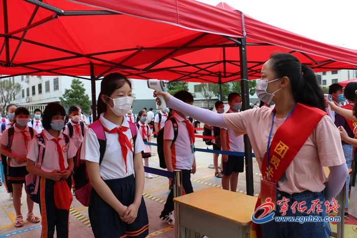 宁化2.56万名学子返校复学