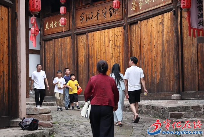 宁化：五一文旅创新高 绿水青山引客来