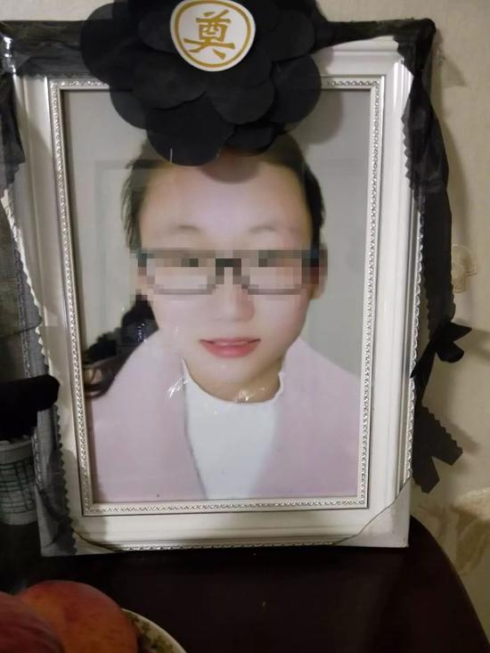 ▲被银环蛇咬伤身亡的琪琪。家属供图