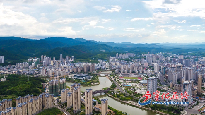 凝心聚力再攻坚 奋发崛起正当时